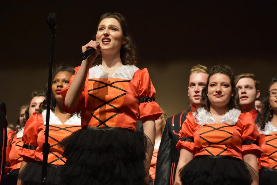 Senior Christine Robino sings Free Spirits ballad Heart of Gold from their 2017-18 show.