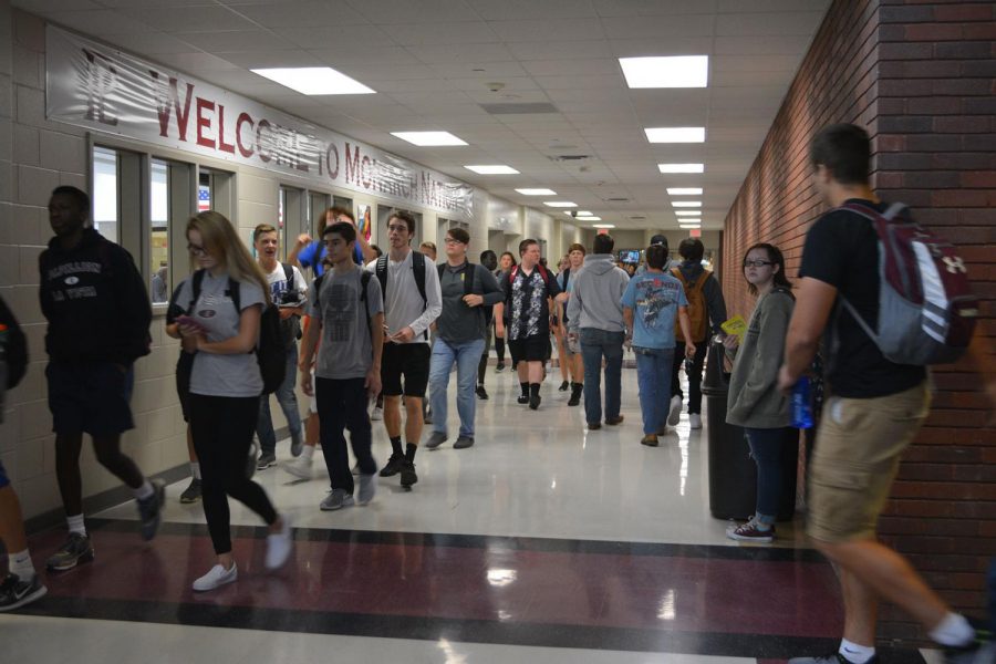 Students leave school because of early release 