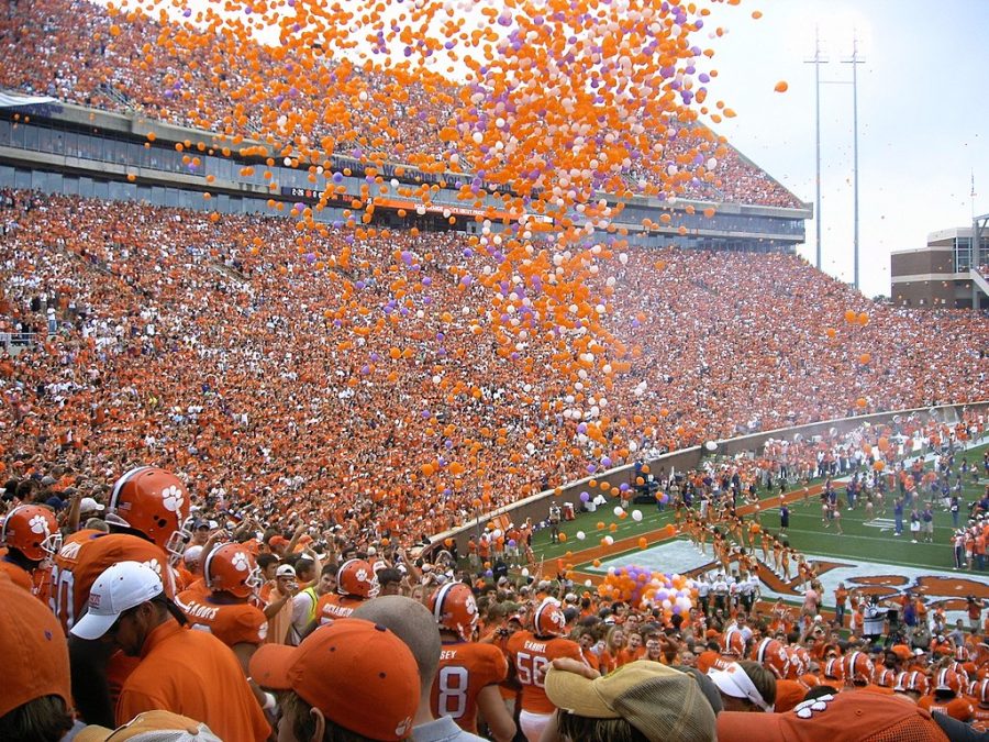 Balloon release as the Clemson Tigers run down to the field vs. North Carolina at Clemsons Memorial Stadium.